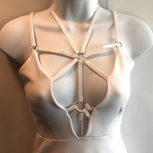 Missguided- white body 3/4 length dress size 1